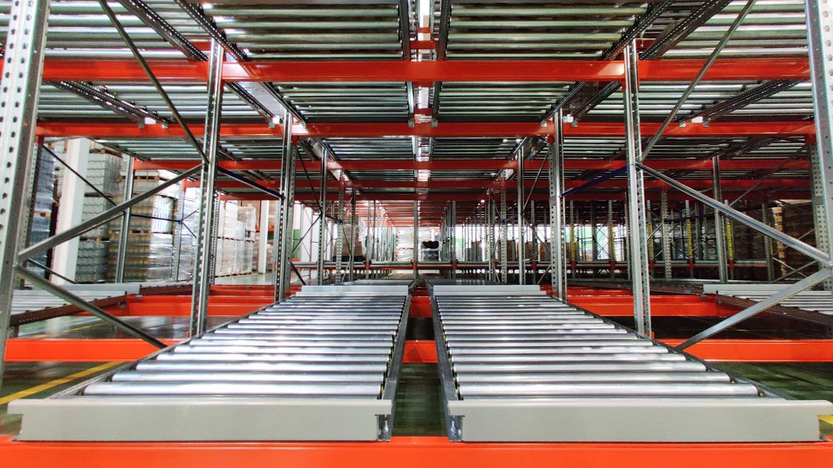 Choosing the Right Warehouse Installation Subcontractor | Single Source ...
